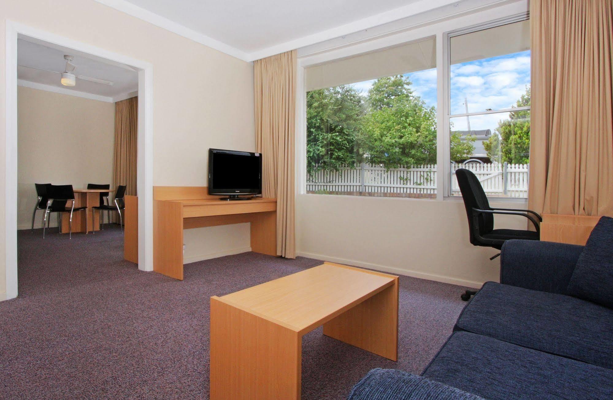 Redhill Cooma Motor Inn Exterior photo
